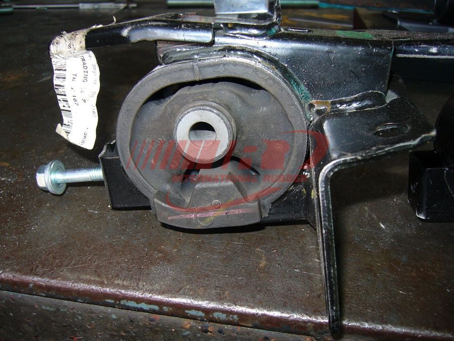 12372-21070 Engine Mounting for Toyota Vios/Yaris NCP 2002-2007