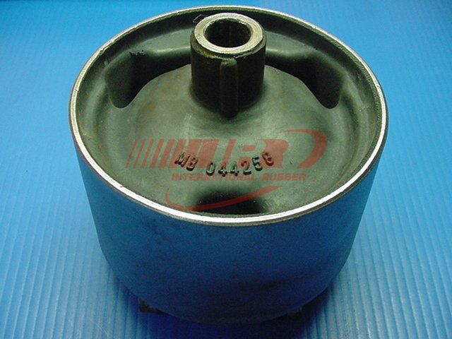 MB-844258 Engine Mounting for Mitsubishi Mitsubishi Pajero/Triton/L200